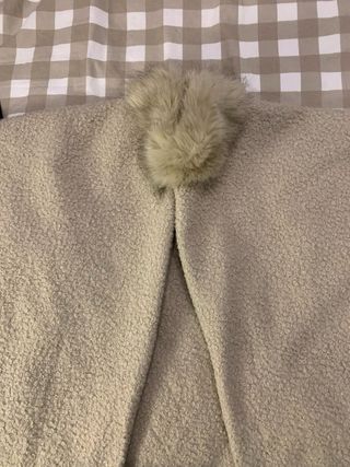 Poncho borrego y pelo beige talla única