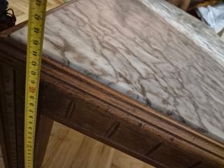 Mesa auxiliar mármol y madera