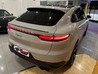 Porsche Cayenne Coupé E-Hybrid Platinum Ed. 2023