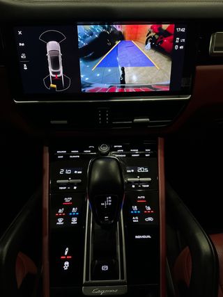 Porsche Cayenne Coupé E-Hybrid Platinum Ed. 2023