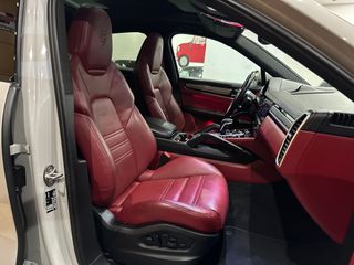 Porsche Cayenne Coupé E-Hybrid Platinum Ed. 2023