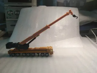 Miniatura Camión Grúa SIKU Mega Lifter