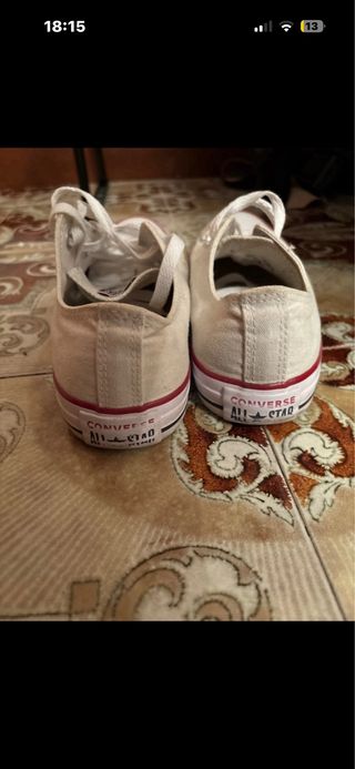 Converse Beige Sneakers