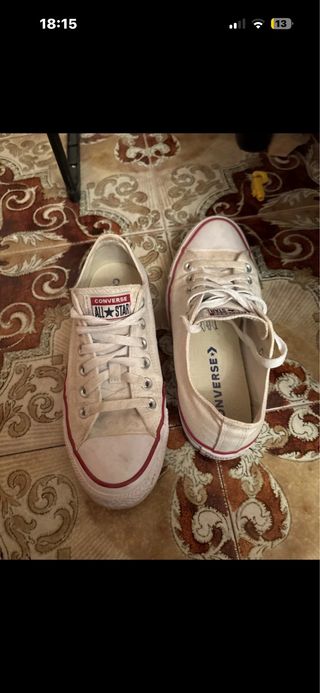 Converse Beige Sneakers