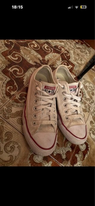 Converse Beige Sneakers
