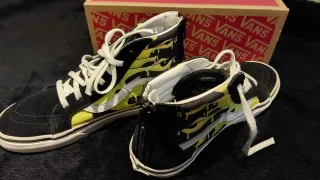 Zapatillas Vans SK8-Hi Negro y Amarillo