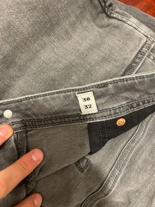 Pantalón tejano Jack & Jones gris