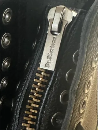 Botas Dr. Martens con cremallera