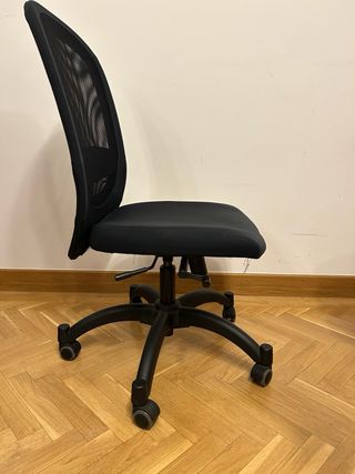 Silla de escritorio IKEA negra