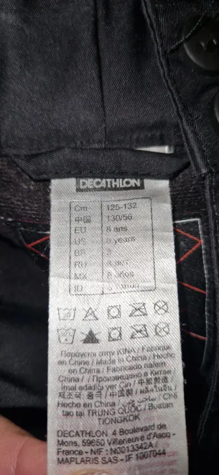 Traje esquí completo 8 años. Regalo manoplas T10.