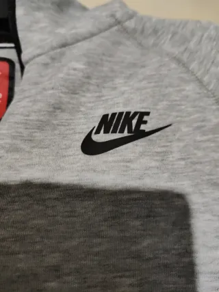 Felpa con zip Nike grigia