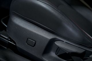 Toyota Corolla   140H GRSport