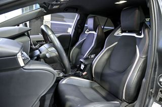 Toyota Corolla   140H GRSport