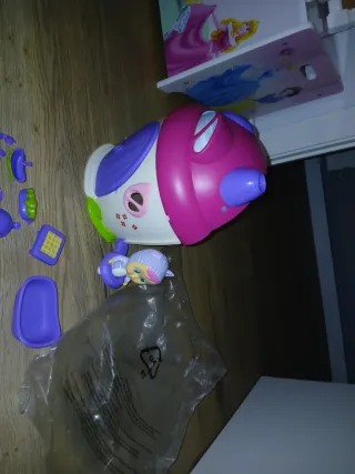 Casa pompas Bebés Llorones con Accesorios.