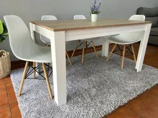 Conjunto Comedor Nórdica 140x80cm + 4 Sillas