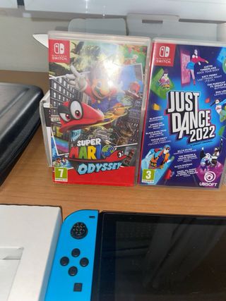 Nintendo Switch + 3 Juegos + Mandos