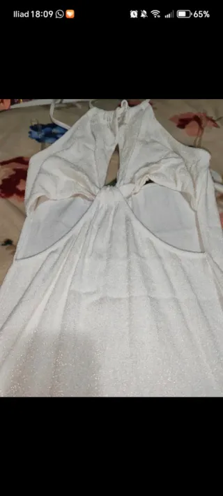 Vestito bianco glitter con cut-out