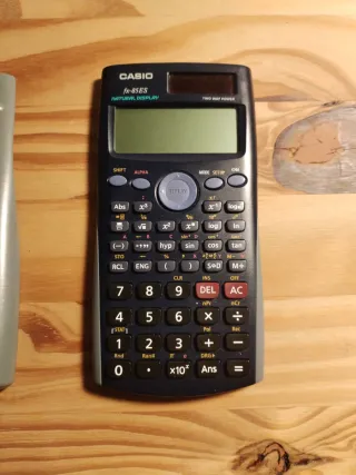 Calculadora Científica Casio fx-85ES