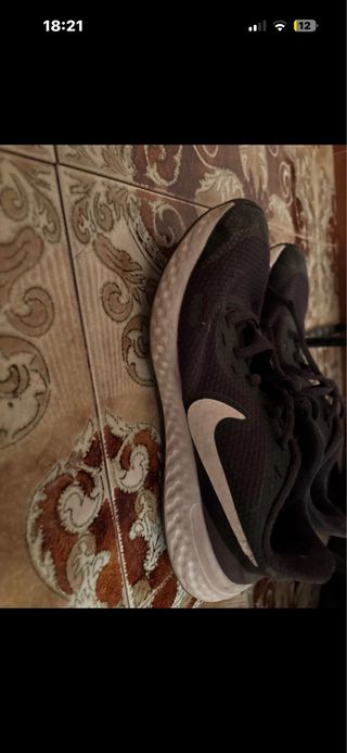 Scarpe Nike Uomo/Donna Nere e Bianche