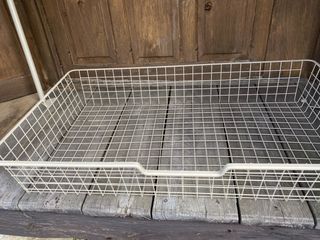 Cesta metálica beige para armario Pax