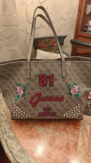 Bolso Guess 81 Los Angeles