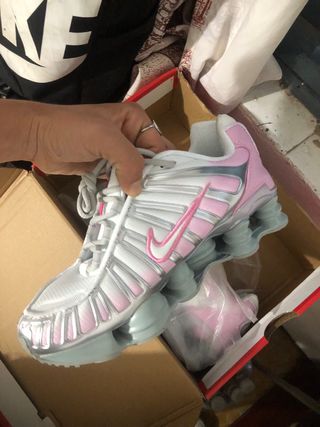 Nike Shox R4 Rosa Plata Mujer