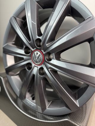 LLANTA VOLKSWAGEN TRANSPORTER 17ORIGINAL 7E0071497