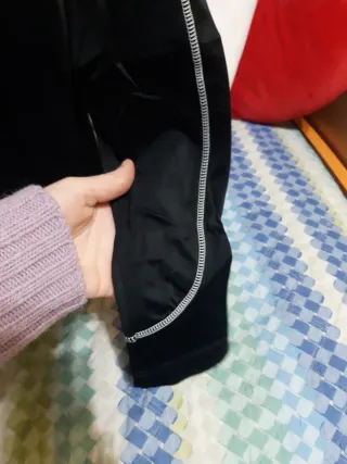 Maglia sportiva nera uomo