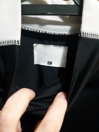 Maglia sportiva nera uomo