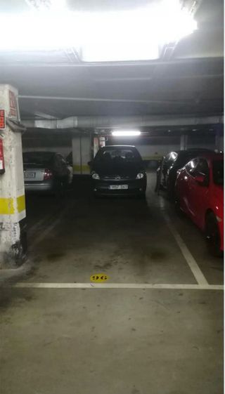 Alquilo plaza de garaje.