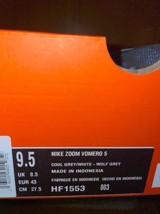 Nike Vomero 5 Gris Blanco talla 43