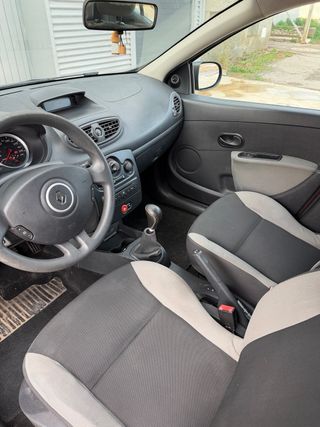 Renault Clio 1.2 2010 149.000km UNICO DUEÑO