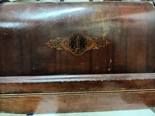 Máquina de coser antigua Singer
