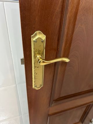 8 Puertas de Madera con Marcos