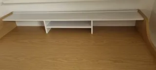 Escritorio madera y metal blanco