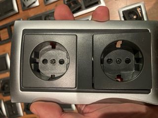 Lote material eléctrico SIMÓN Serie 82