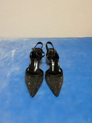Sandalias de fiesta negras con pedrería