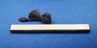 CONSOLA WII MINI COMPLETA + JUEGO MARIO KART WII