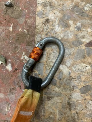 Gancio anticaduta per ponteggi Kapriol camp