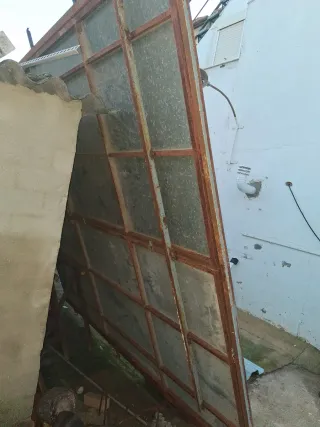 Puerta de garaje metálica