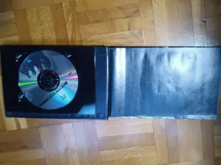 CD libro Héroes del Silencio, Senderos de Traición