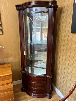 Muebles de salón antiguos vitrinas