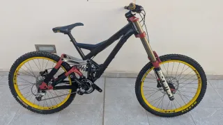 Specialized Demo 9