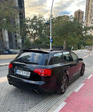 Audi A4 rs4