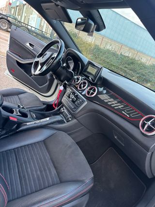 Mercedes CLA 220 AMG 177 CV