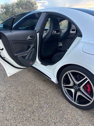 Mercedes CLA 220 AMG 177 CV