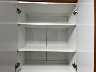 Mobiliario de cocina en buen estado.