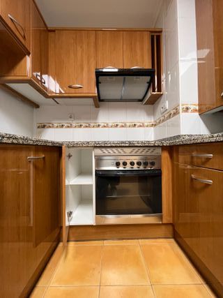 Mobiliario de cocina en buen estado.