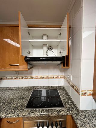 Mobiliario de cocina en buen estado.