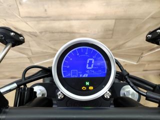 UM RENEGADE VEGAS 300